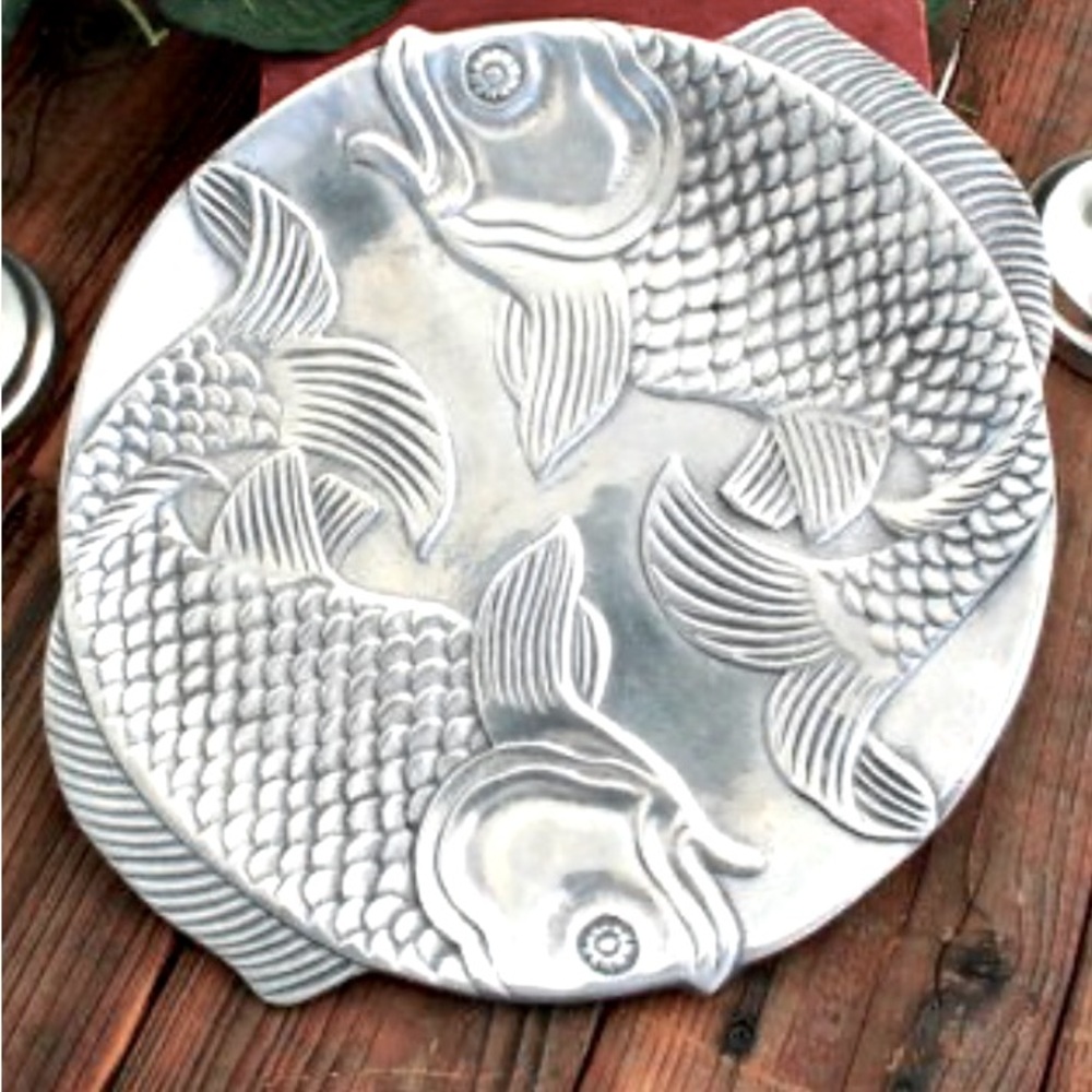 Whimsical Aluminum Cast Dimensional 3D Fish Serving Platter Tray Vandor Imports